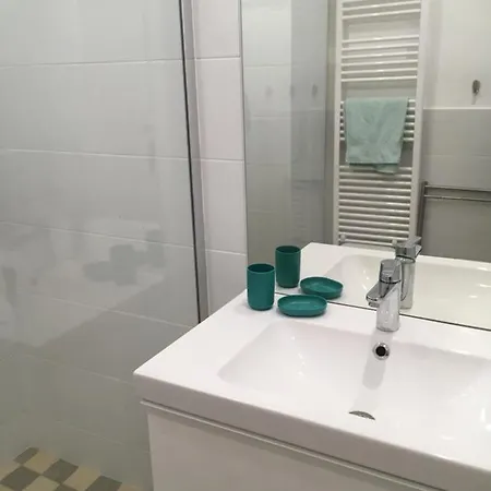 Les Gerardines By Enjoynice, 3-room With Airco And Balcony 아파트 *